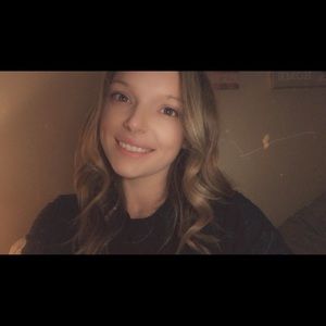 Meet your Posher, Jena